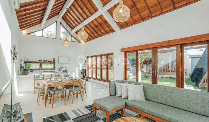 Villa 3BR For Rent Yearly At Tibubenneng Canggu 2