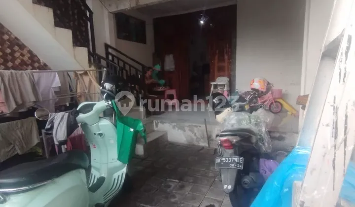 Super Buc Rumah Strategis Siap Huni di Jalan Gunung Guntur - Kesempatan Investasi & Hunian Nyaman! 2