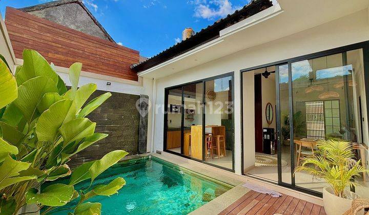 Villa for Sale in Kerobokan Tourism Area 1