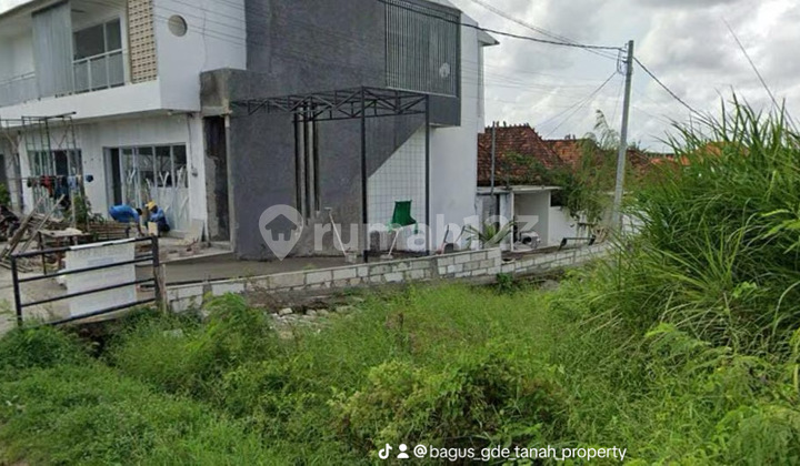 Land by the Road Leading to the Beach — Strategic Location in Prerenan