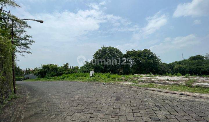 Land for sale 880 m2 in elite green lot area 1