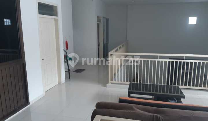 Manyar Tompotika is ready to occupy. 2