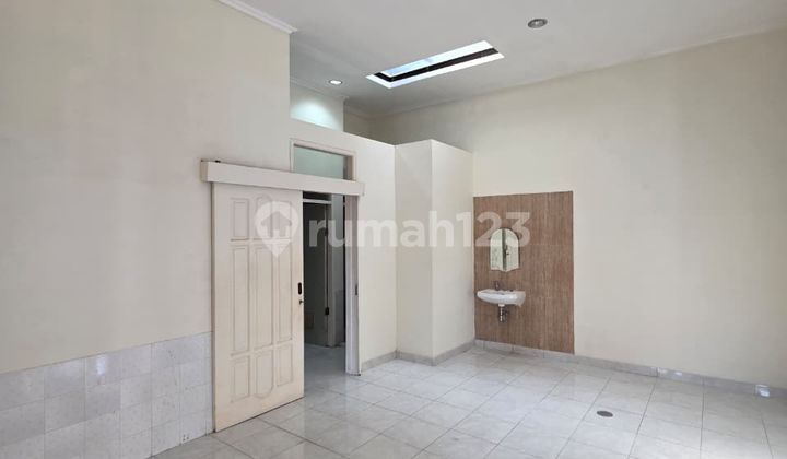 Pondok Nirwana Belakang Superindo, Siap Huni,  semi Furnish, habis renovasi, 1