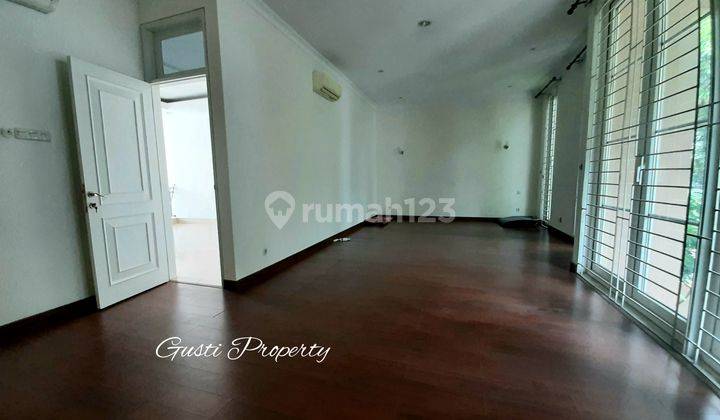 Pondok Indah Depan Taman Tenang Asri Jalan 3 Mobil 12