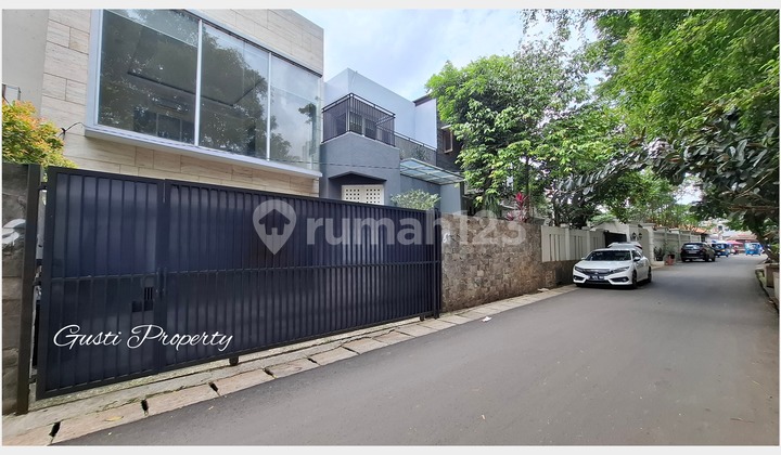 Cipete dekat Antasari dan Kebayoran Baru