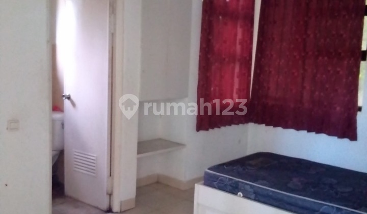 Rumah di Jatinangor 3 Lantai SHM Bagus 2