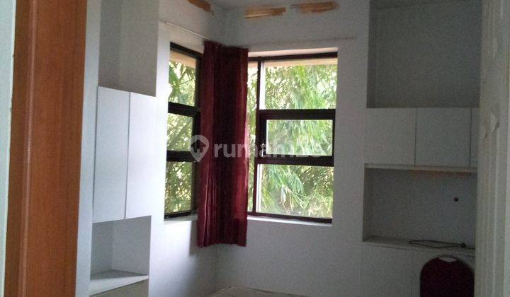 Rumah di Jatinangor 3 Lantai SHM Bagus 4
