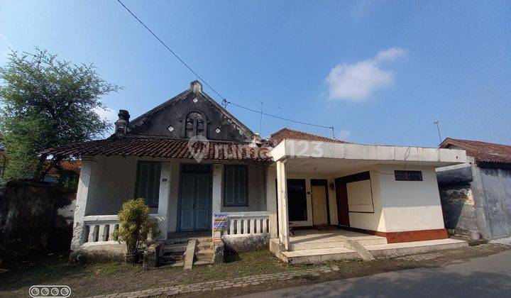 Rumah Tua Hitung Tanah di Pusat Kota Kabupaten Jombang 1