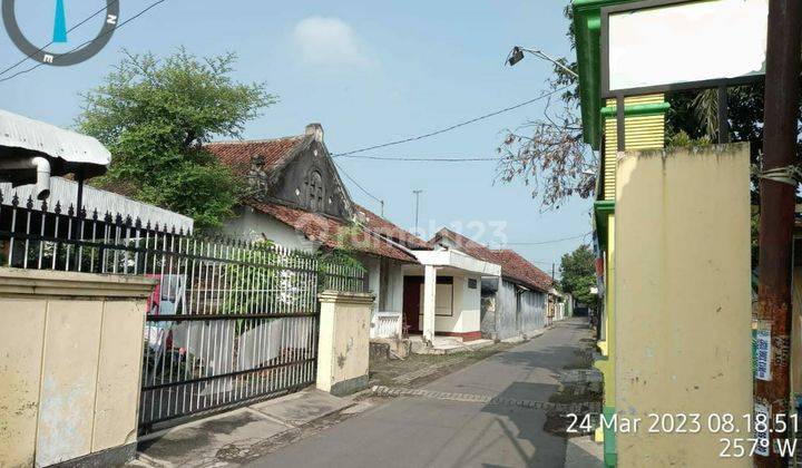 Rumah Tua Hitung Tanah di Pusat Kota Kabupaten Jombang 2