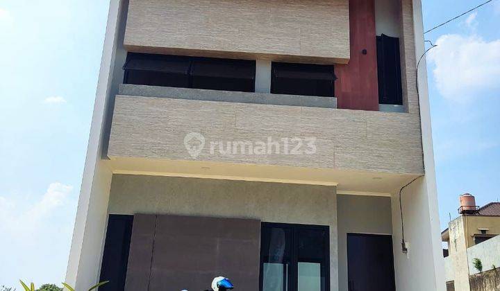 DIJUAL RUMAH CLUSTER  PINGGIR JALAN RAYA JATIASIH BEKASI KOTA 1