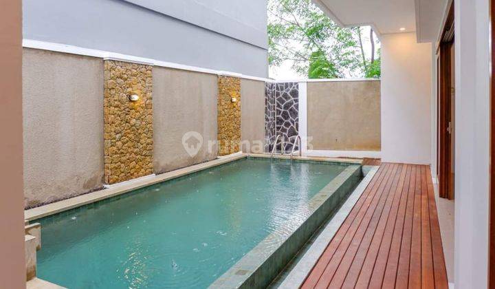 VILLA BARU MODERN DI JIMBARAN DEKAT KE PANTAI