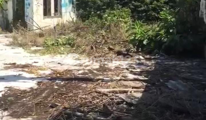 Di kontrakan tanah di tengah kota Denpasar di Posisi Sanur 4