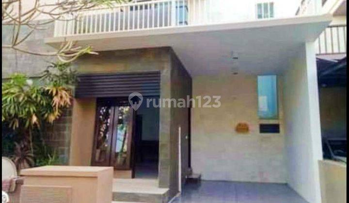 Rumah Semi Villa Dijual Area Strategis Di Kerobokan Bali 