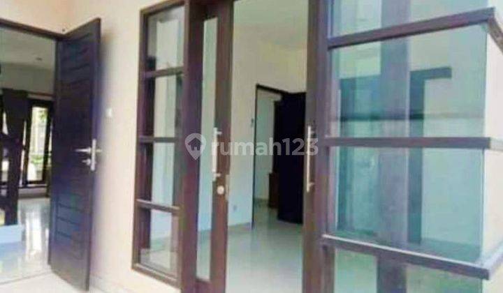 Rumah Semi Villa Dijual Area Strategis Di Kerobokan Bali 