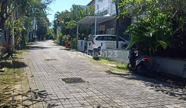 Rumah Semi Villa Dijual Area Strategis Di Kerobokan Bali 