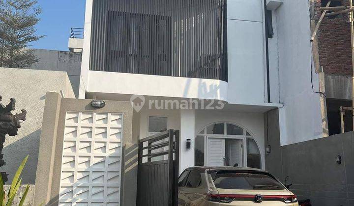 Rumah Semi Villa Di Renon Lokasi Strategis  2