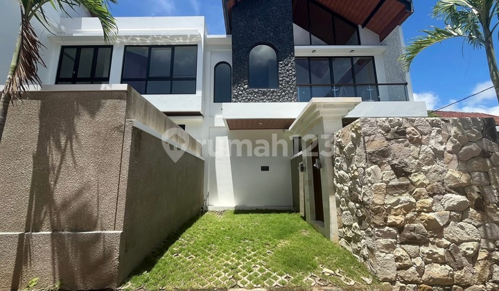 Villa Siap Huni Dalam Cluster Modern di Jimbaran