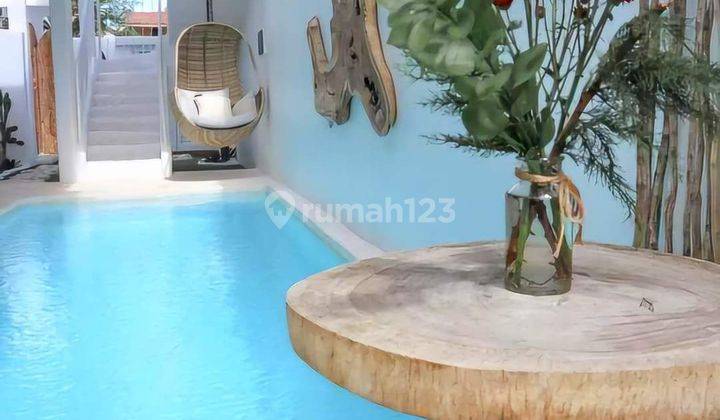 Villa Modern Santorini 2 Lantai Lokasi Premium Di Jimbaran  1