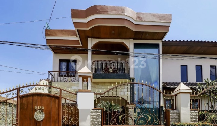 Luxury 5-Bedroom House Near Sanur Beach 2