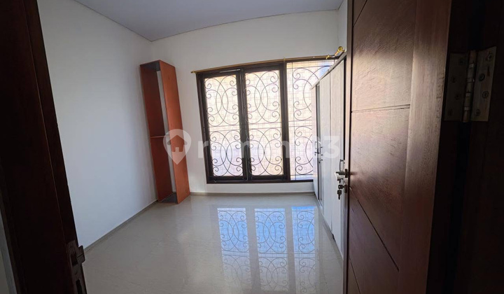 New House Ready to Occupied Near Living World Mall 2