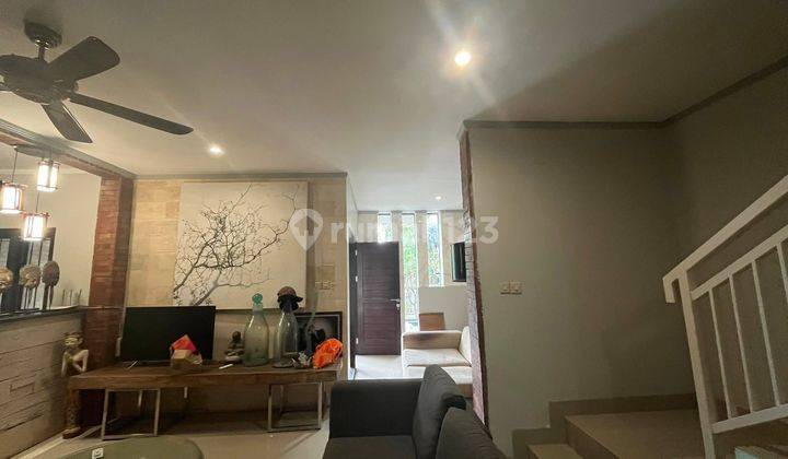 Dikontrakkan Rumah Baru Modern 3 Bedroom Area Kerobokan Seminyak 1