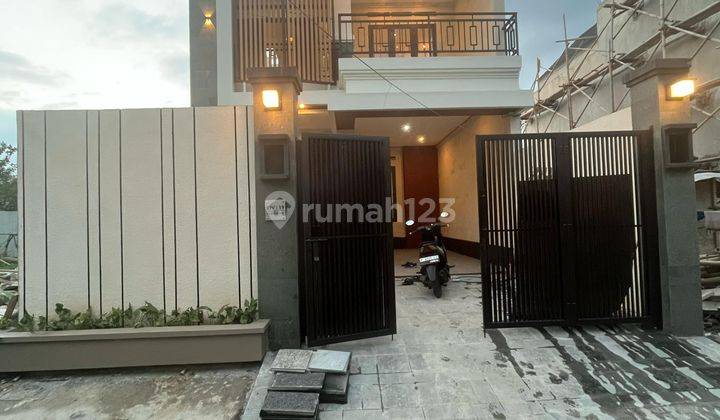 Rumah Baru Modern 2 Lantai Di Tukad Badung Renon 