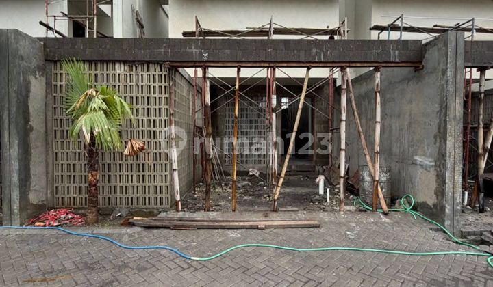 Rumah Semi Villa Baru Dalam Cluster Modern Area Kerobokan