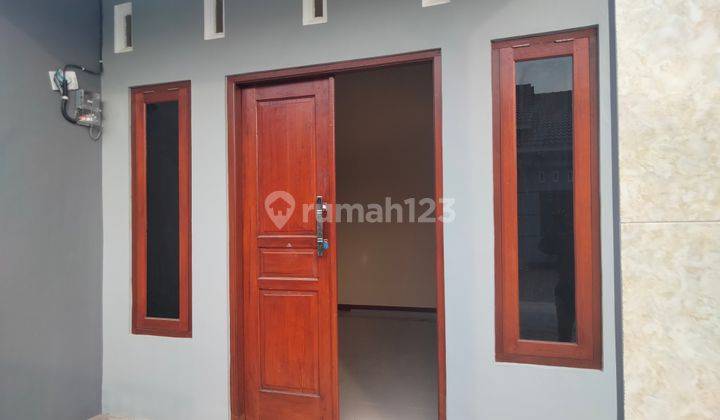 Rumah siap huni, sudah full bangunan, desain istimewa spek mewah  8