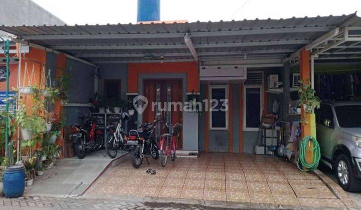 Rumah siap huni, sudah full bangunan,one gate system  1