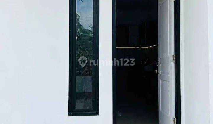 Rumah siap huni, full furnished, area bebas banjir  10