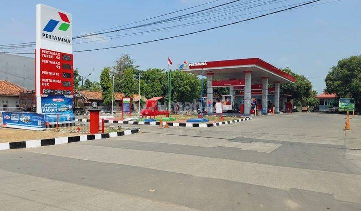 Ruang Usaha Komersil (SPBU) Jl Deandeles Kec Widasari Indramayu  1