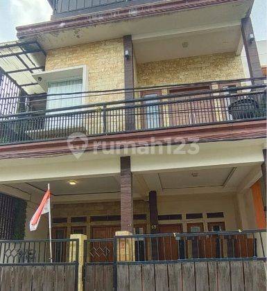 Rumah 2 lantai di Perumahan Taman Royal 1  Kota Tangerang 1