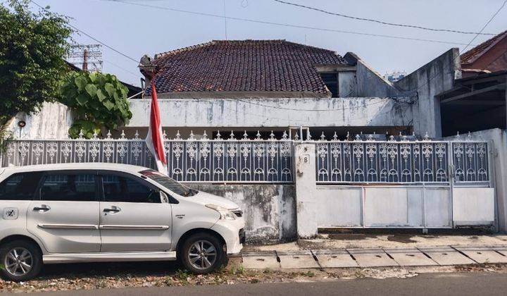 Rumah Lama di Jl Cipinang Cempedak Iv Jatinegara Jakarta Timur 1