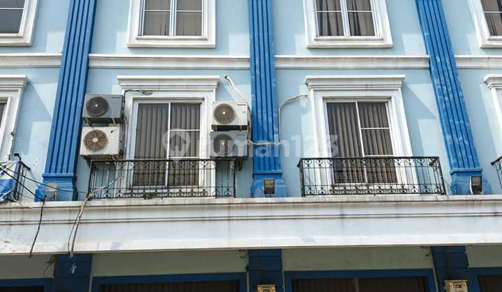 Ruko 4 lantai Jl Lapangan Ros Raya Tebet Timur Jakarta Selatan