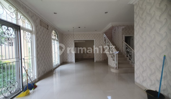 Rumah 2 lantai di Perum Les Belles Maisons Serpong Utara Tangsel 2