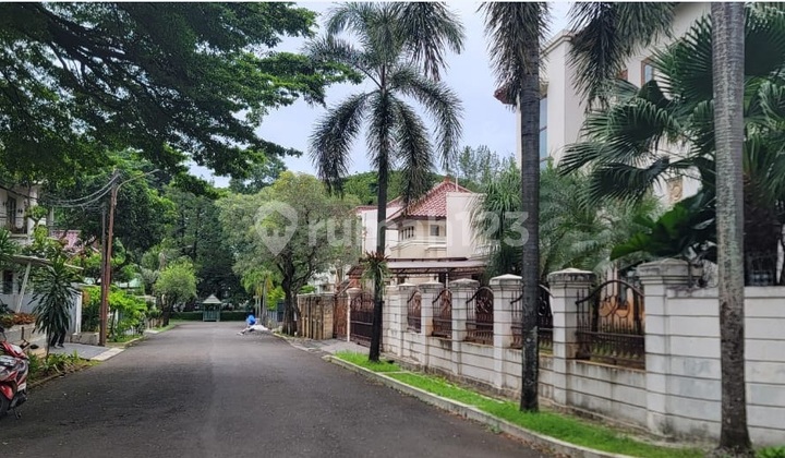 2-story house in The Pine View Residence Housing Complex, Bintaro, South Jakarta 2