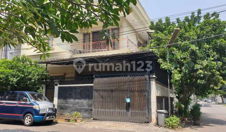 2-story house on Jl Agung Barat, Sunter Agung, North Jakarta