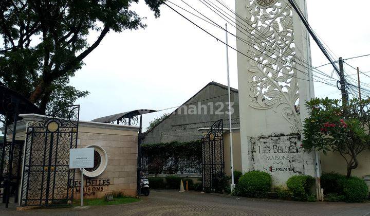 Rumah 2 lantai di Perum Less Belles Maisons Serpong Utara Tangsel 1