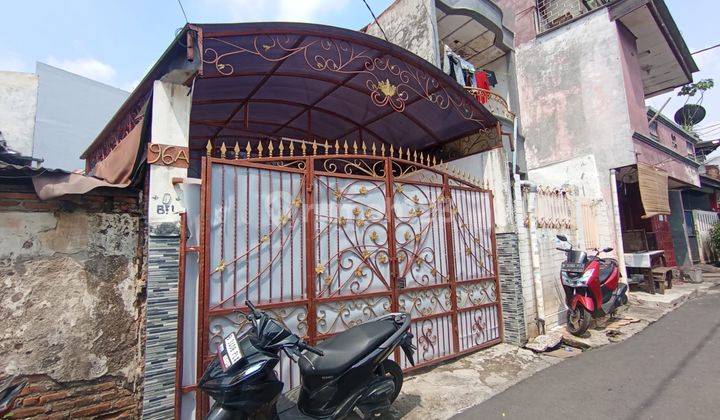 Rumah Lama di Jl Kebon Kacang Ii Tanah Abang Jakarta Pusat 2