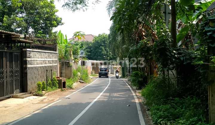 foto lainnya rumah 2 lantai di jl