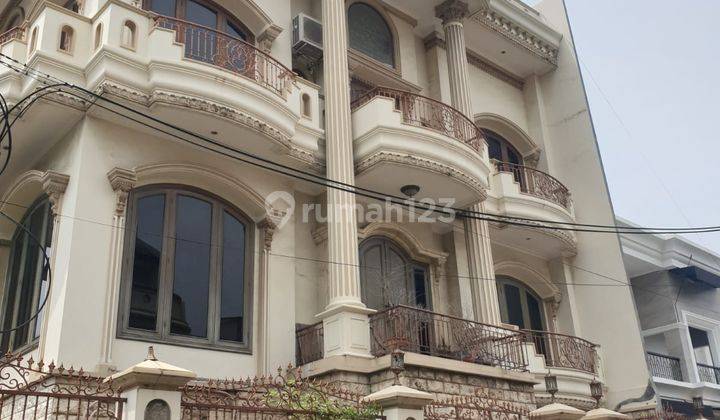 Rumah 3 lantai di Jl Pluit Karang Molek Pluit Penjaringan Jakut 1