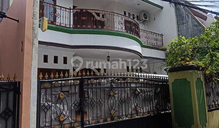 Rumah 2 lantai Jl Kenanga Tanjung Barat Jagakarsa Jakarta Selatan