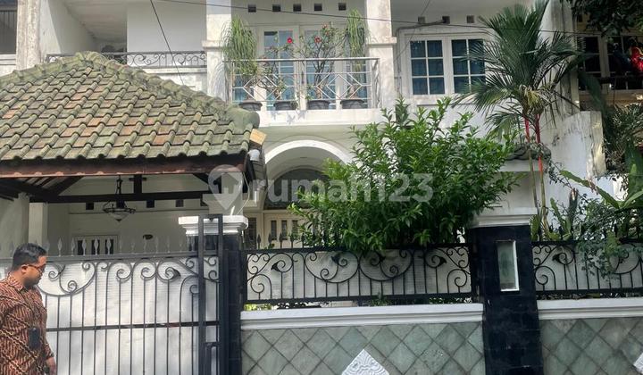 Rumah 2 lt di Perum Villa Dago Pamulang Kota Tangerang Selatan 1