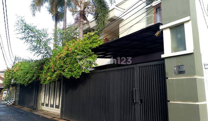 Rumah 2 Lantai di Jl Bugis Utama Kembangan Selatan Jakarta Barat 1