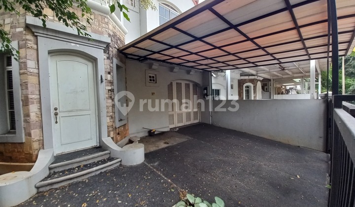 2-Story House in Lippo Karawaci Perumahan, Panunggangan Barat, Tangerang City 2