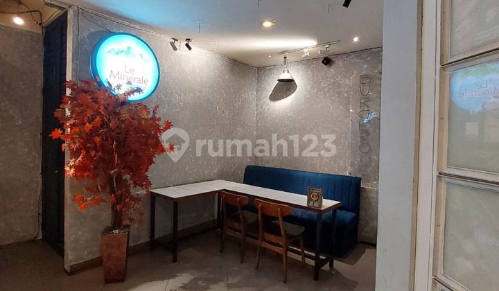 strategic business space location on the main road dr otten