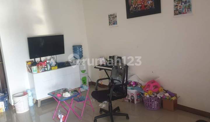 Shop House Location in Palasari 2 Floors Strategic 2