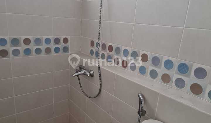 Sewa Rumah 2 Lantai di Amanda Summarecon 2