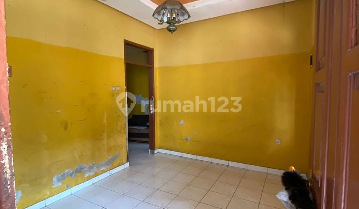 rumah nyaman modern 2 lantai di antapani