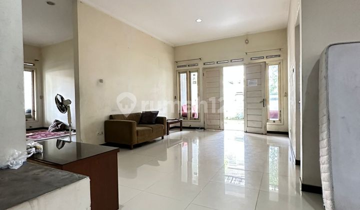 ruma minimalis nyaman hommey di komplek muara